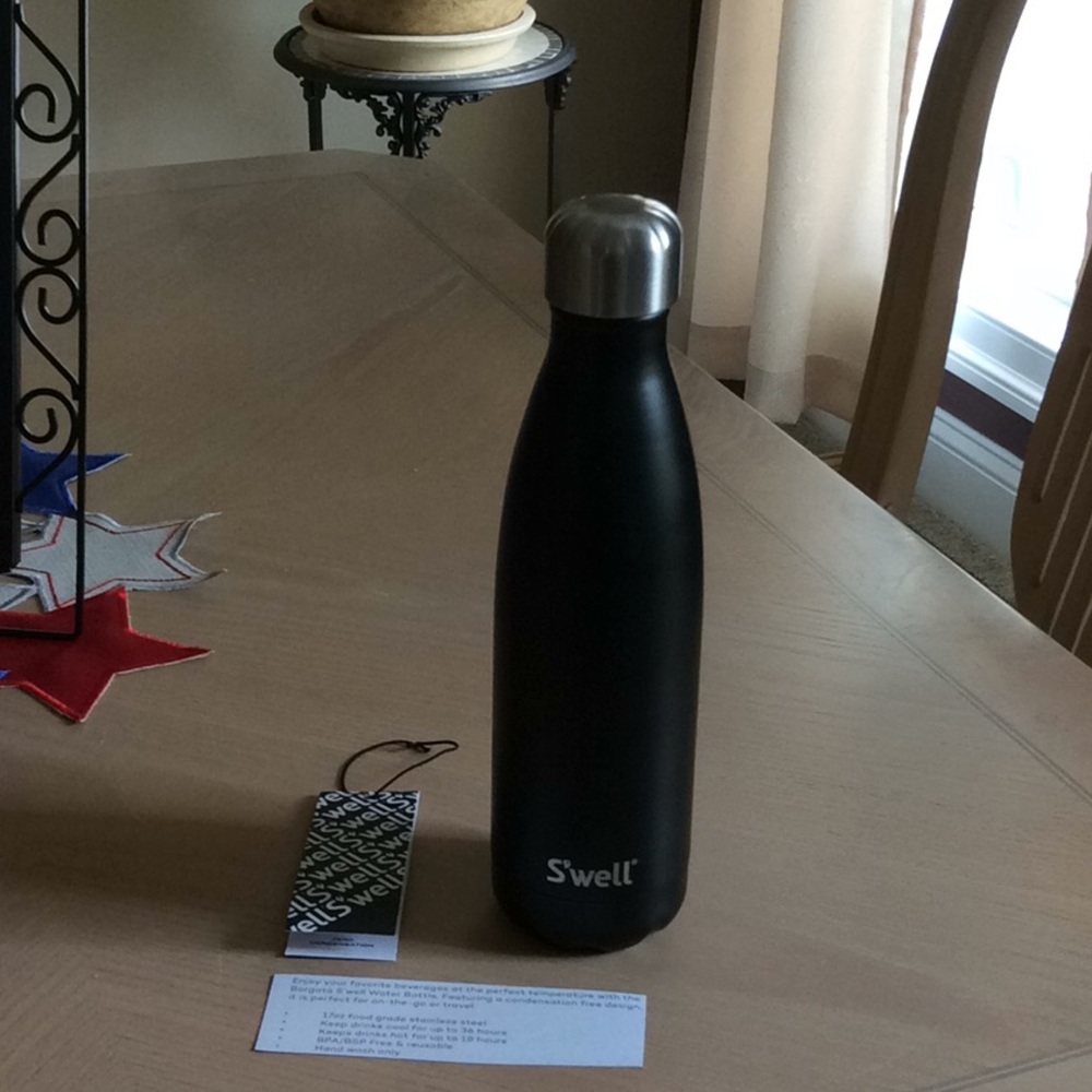 S’well 17oz stainless steel bottle. Never used